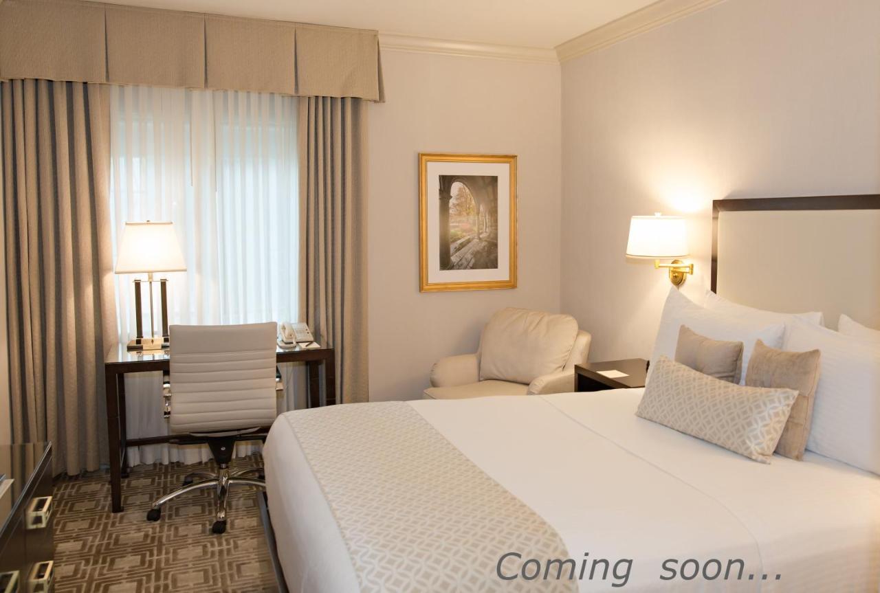 Bell Tower Hotel — photo 23