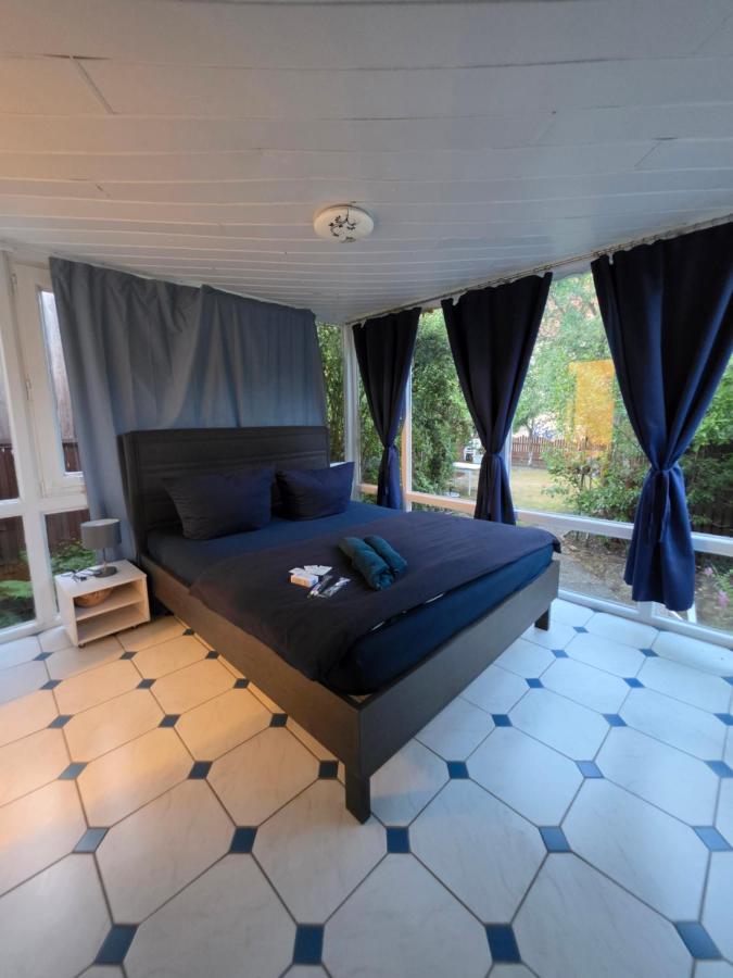 Ferienhaus mit Garten