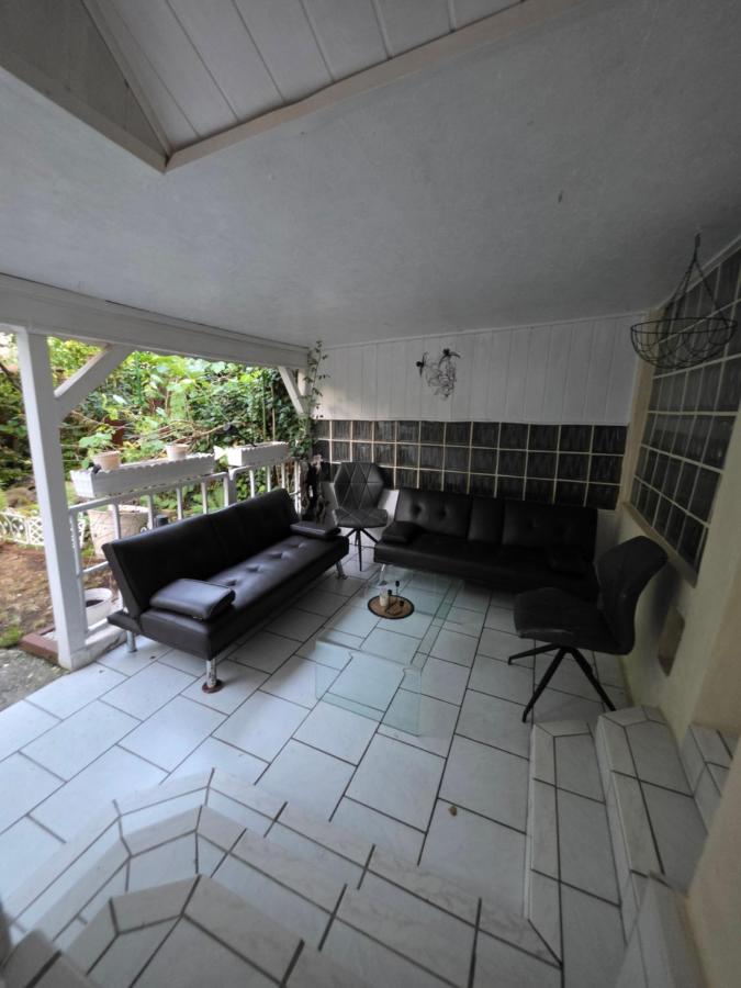 Ferienhaus mit Garten