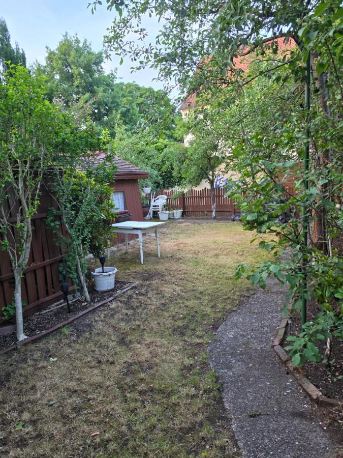 Ferienhaus mit Garten