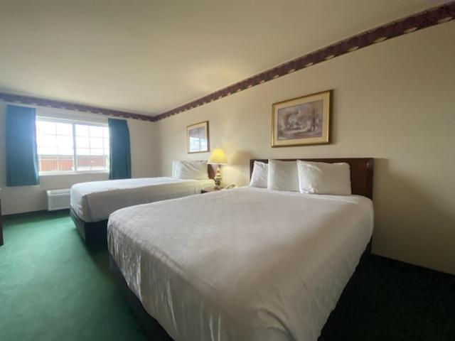 Fairbridge Inn and Suites - Miles City — photo 2