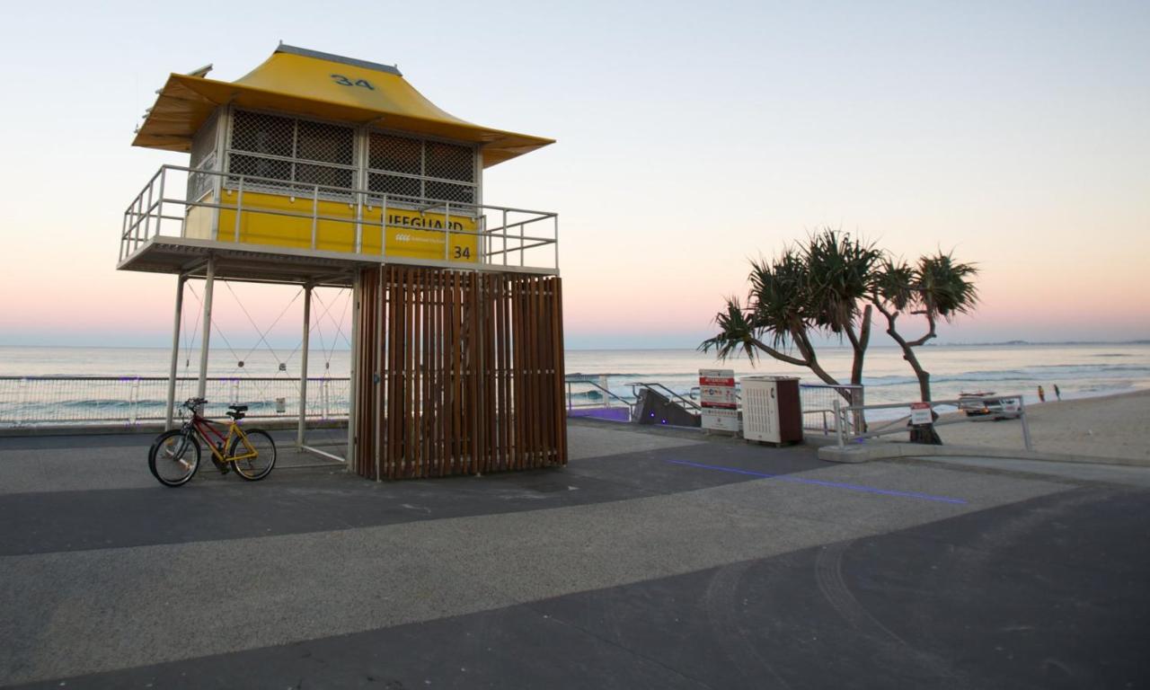 Soul Surfers Paradise 3 Bedroom Beach Apartment photo