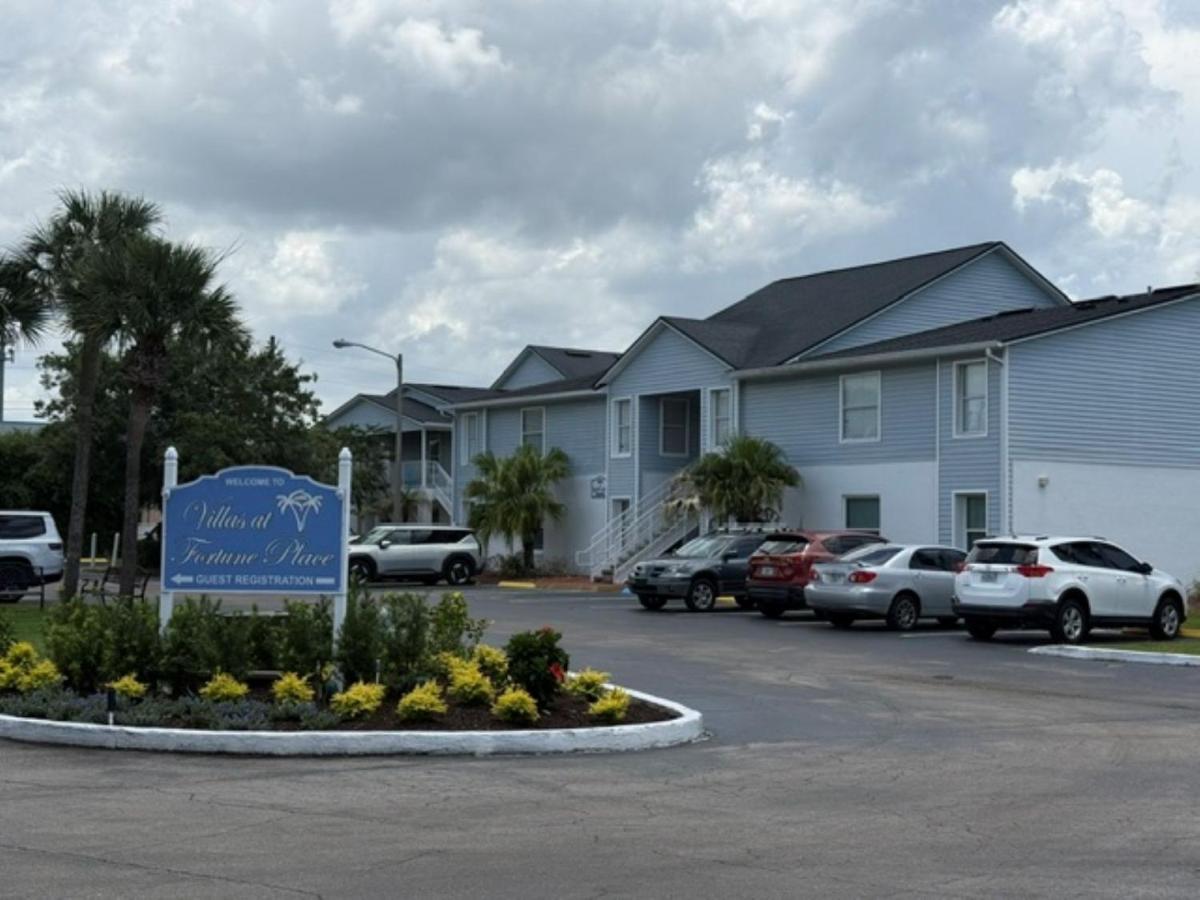 Villas at Fortune Place — photo 1
