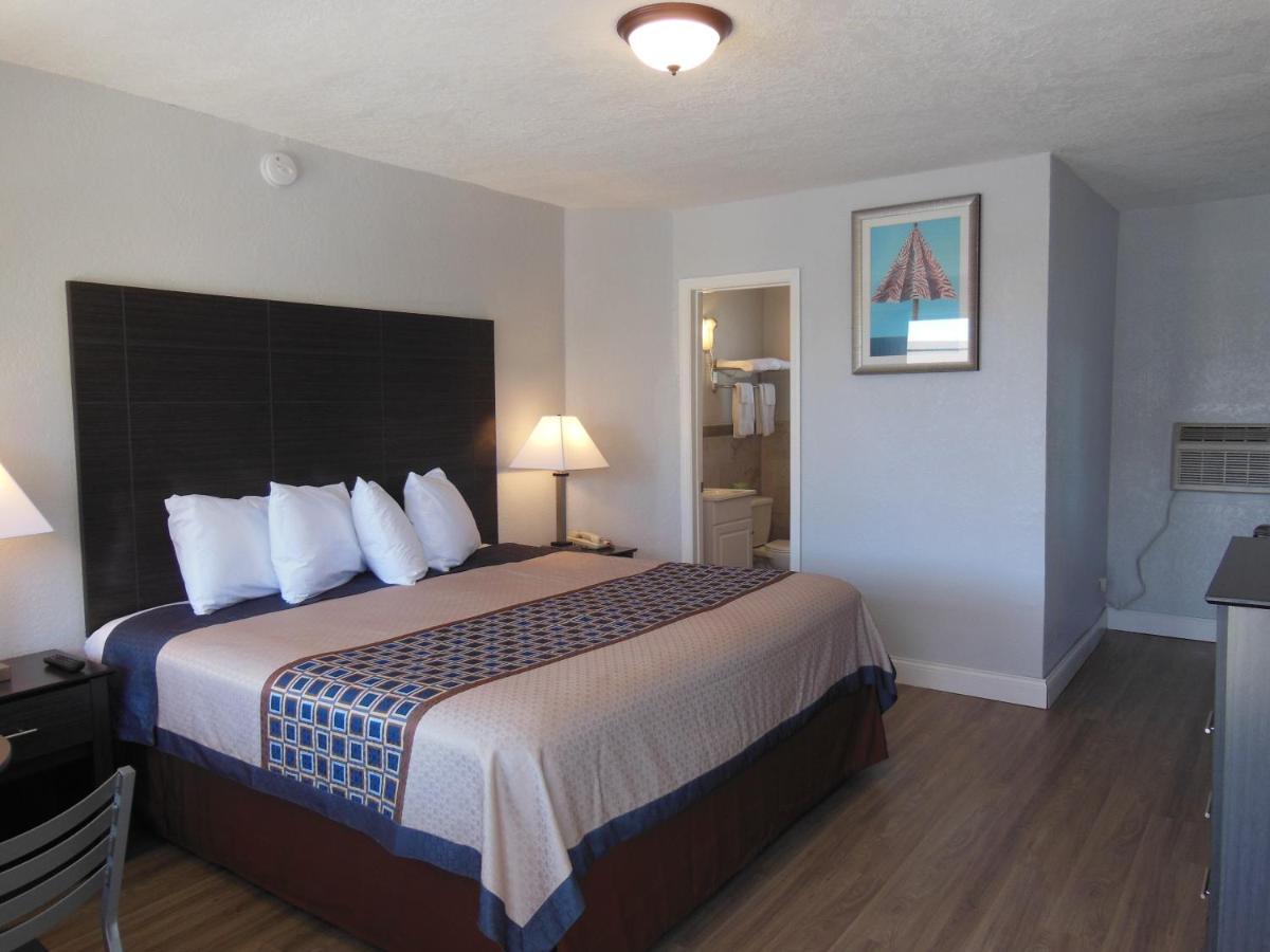 Budget Inn — photo 8