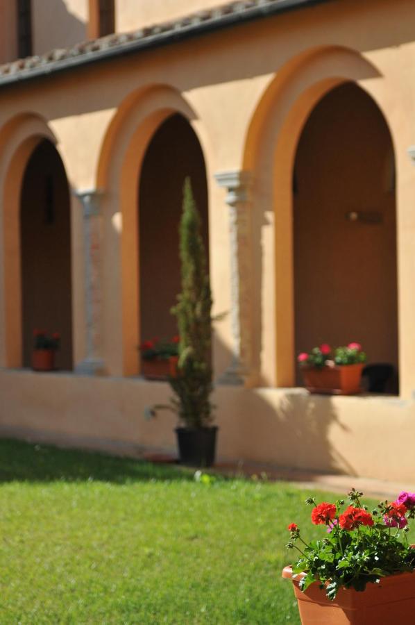 Chiostro Delle Monache Hostel Volterra photo