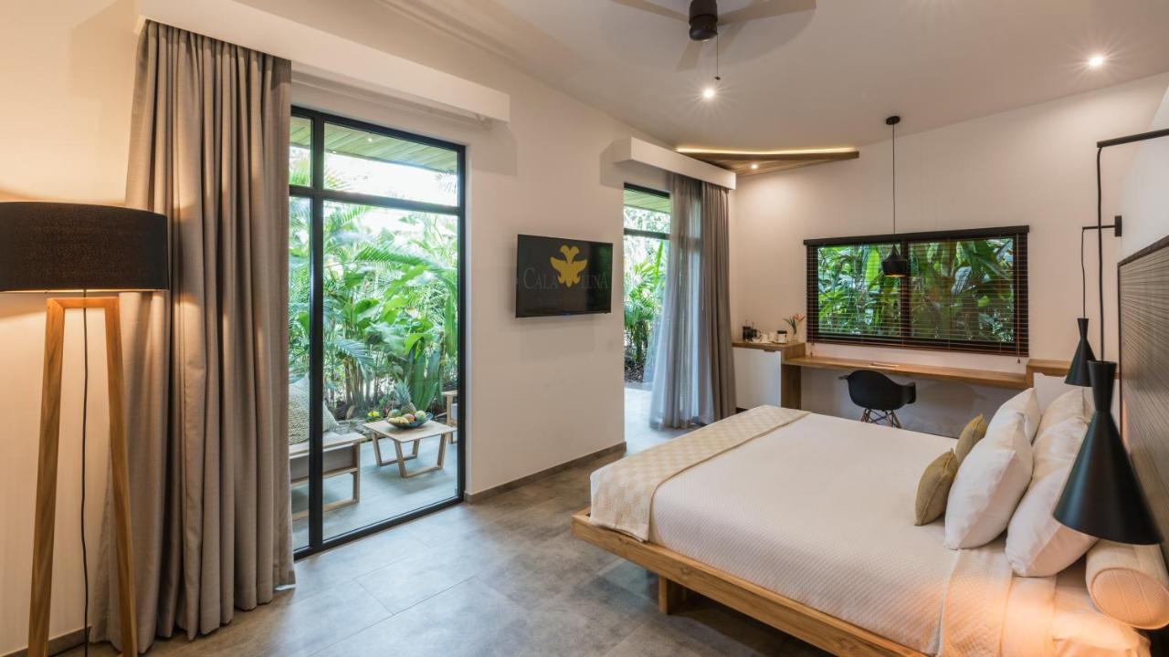 Cala Luna Boutique Hotel & Villas photo