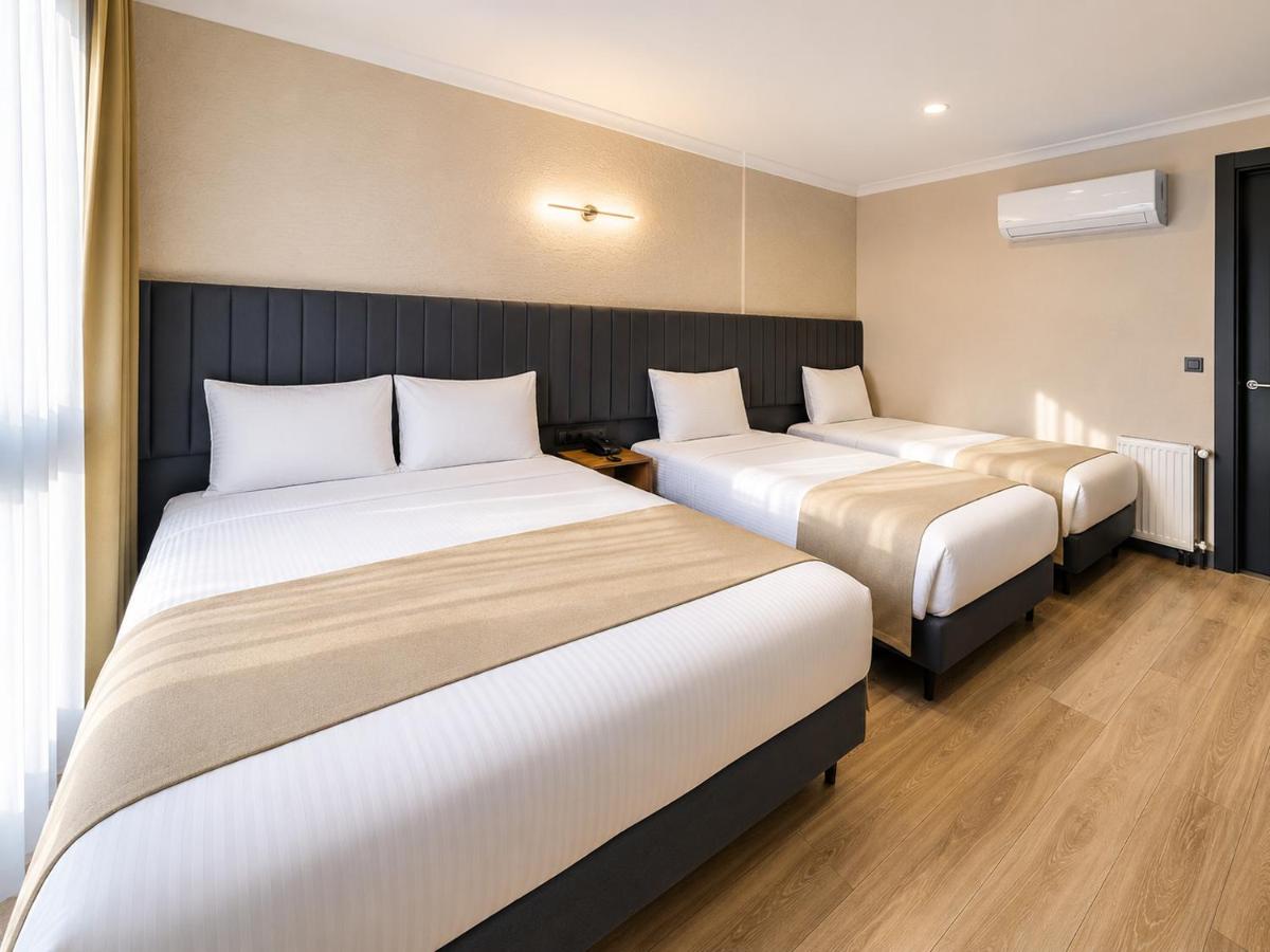 Deluxe Quadruple Room