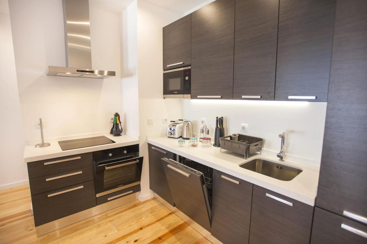 LovelyStay - Cais Apartment River View - 5