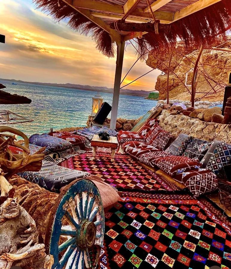 Image: Coral Sultan Private