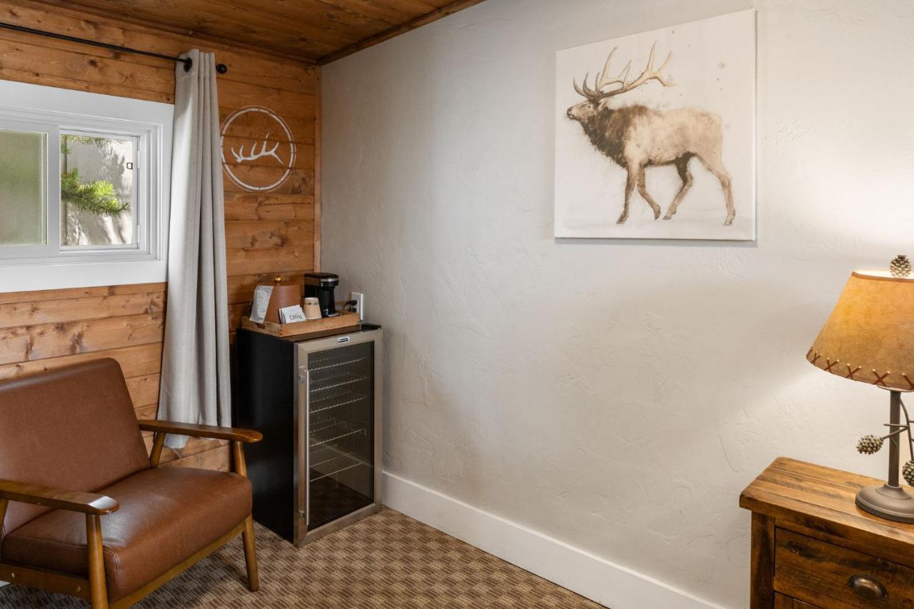Elkhorn Cabins and Inn — photo 19