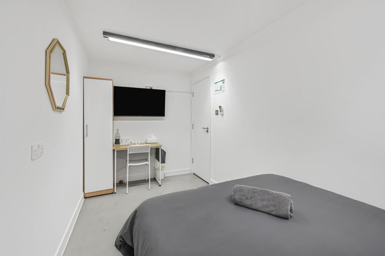 Double Room with Shared Bathroom