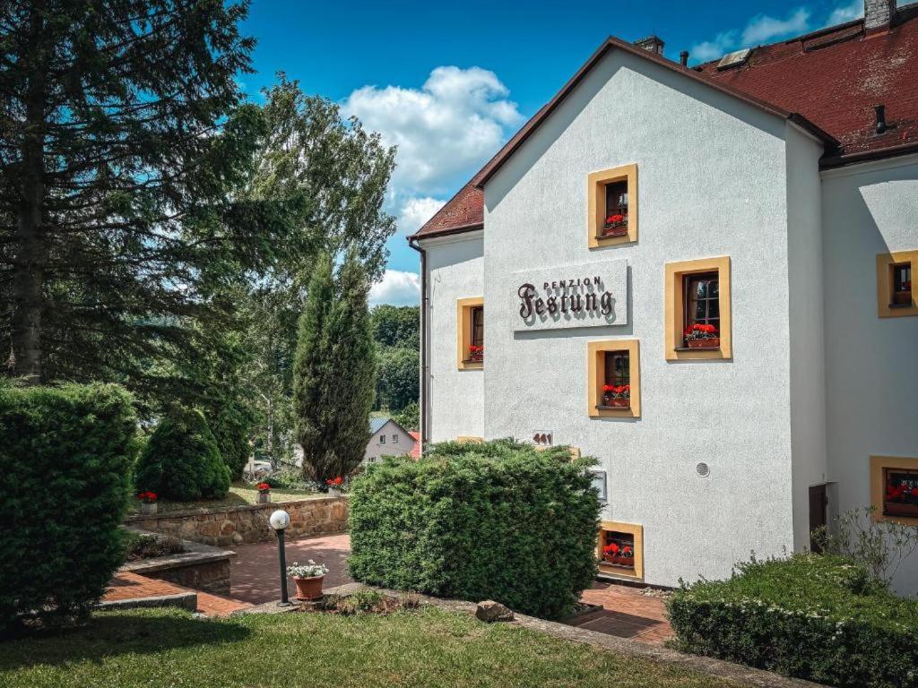 Karavanové stání Festung – Vybavený stellplatz v Jeseníkách