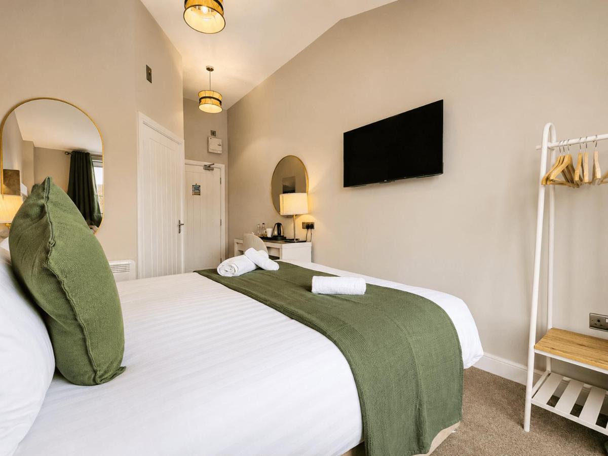 Standard King Room