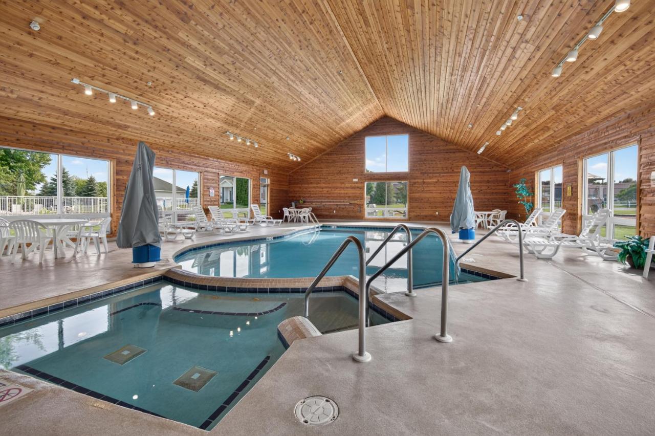 Birchwood Lodge — photo 10