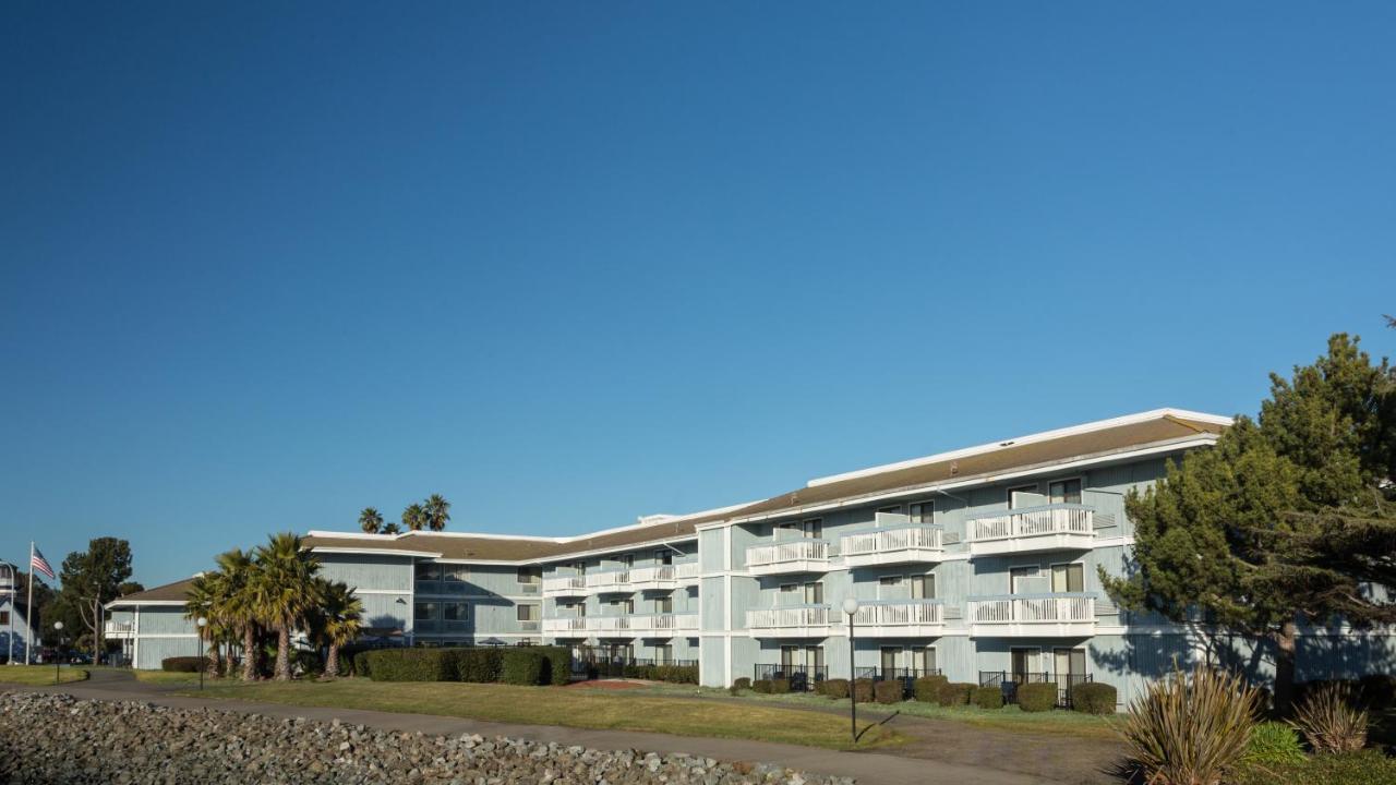 The Marina Inn on San Francisco Bay — photo 7