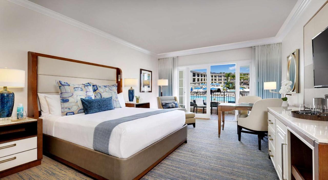 Balboa Bay Resort — photo 8
