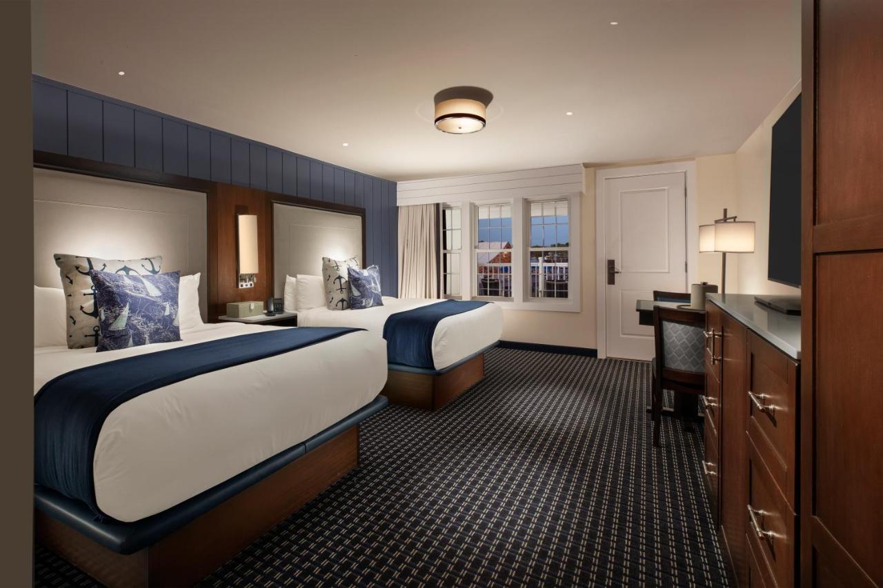 Hyannis Harbor Hotel — photo 8