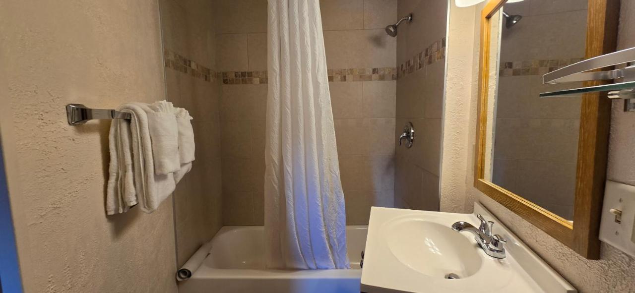 Alpine Trail Ridge Inn — photo 10
