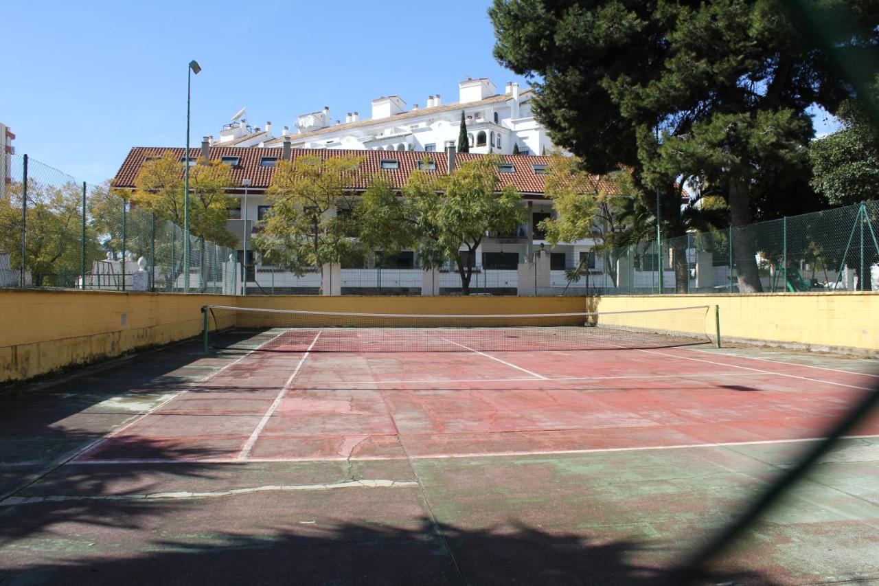 Tennis court: Bonanza Apartment