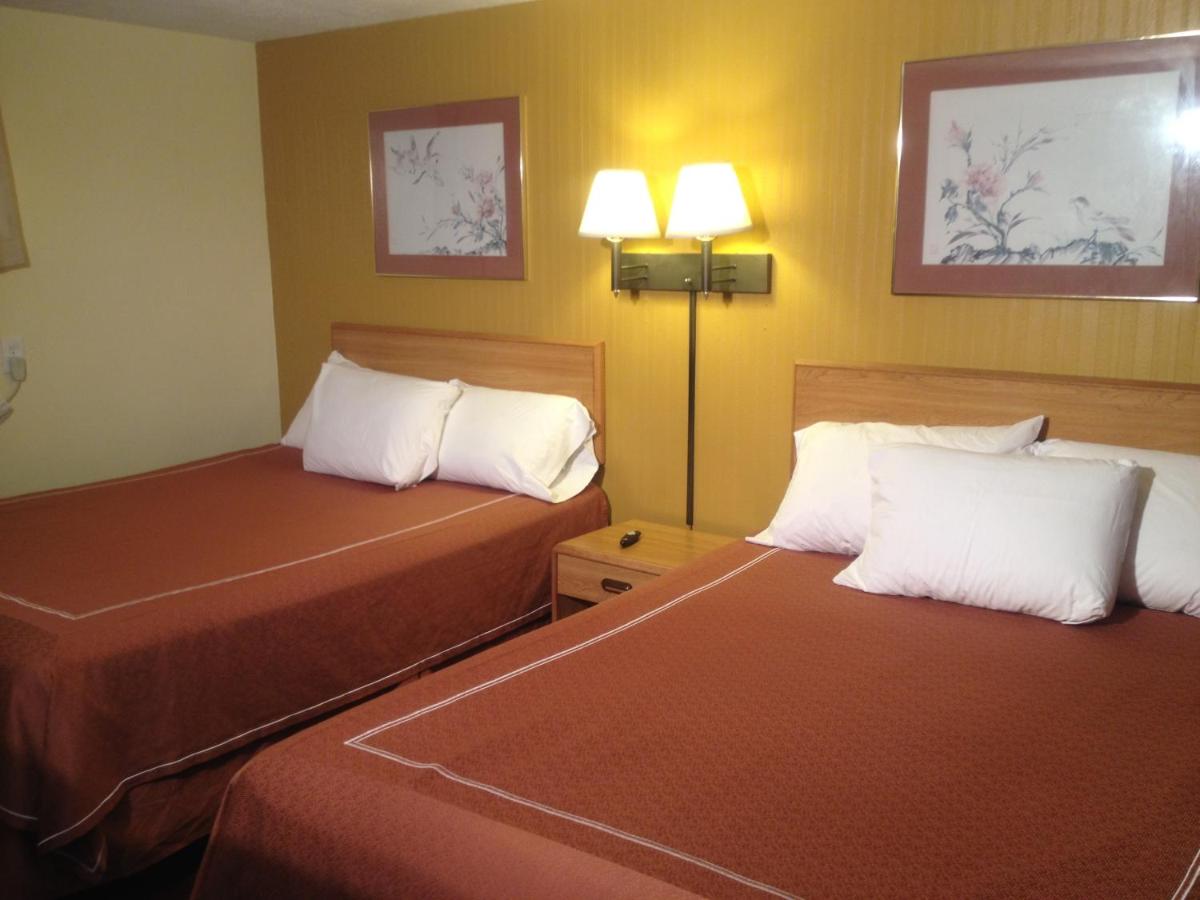 Caravan Motel — photo 15