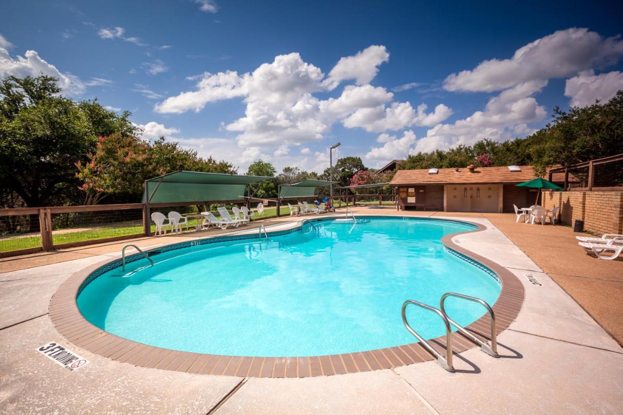 Lake Whitney Camping Resort Ramp Cabin 2 — photo 2