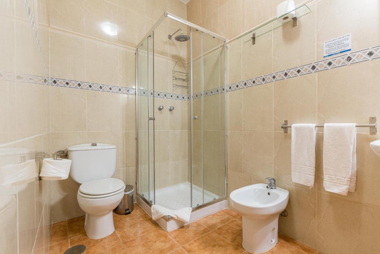 Guadalupe Hostal By Torremolinos On-line - 5