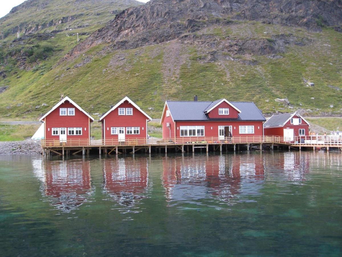 Фото Sarnes Seaside Cabins