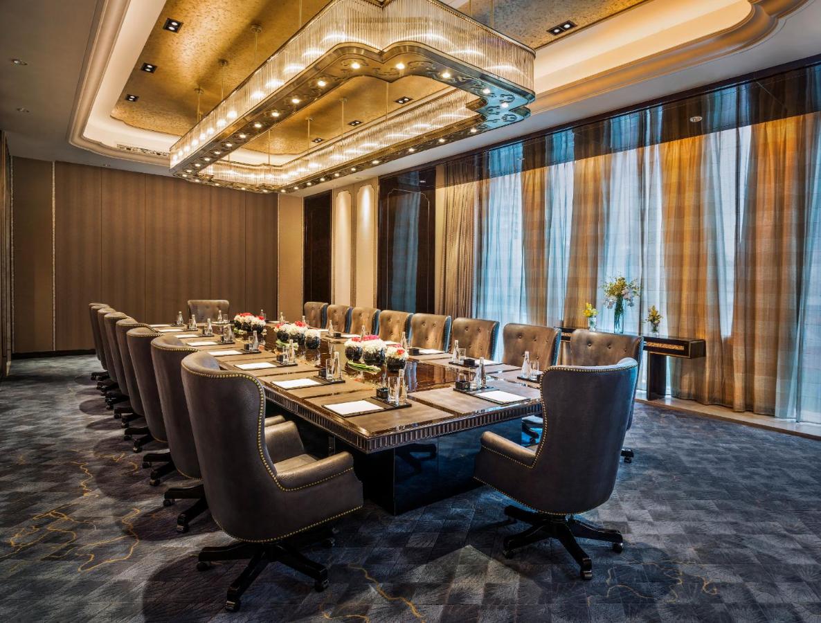 Wanda Reign Chengdu photo