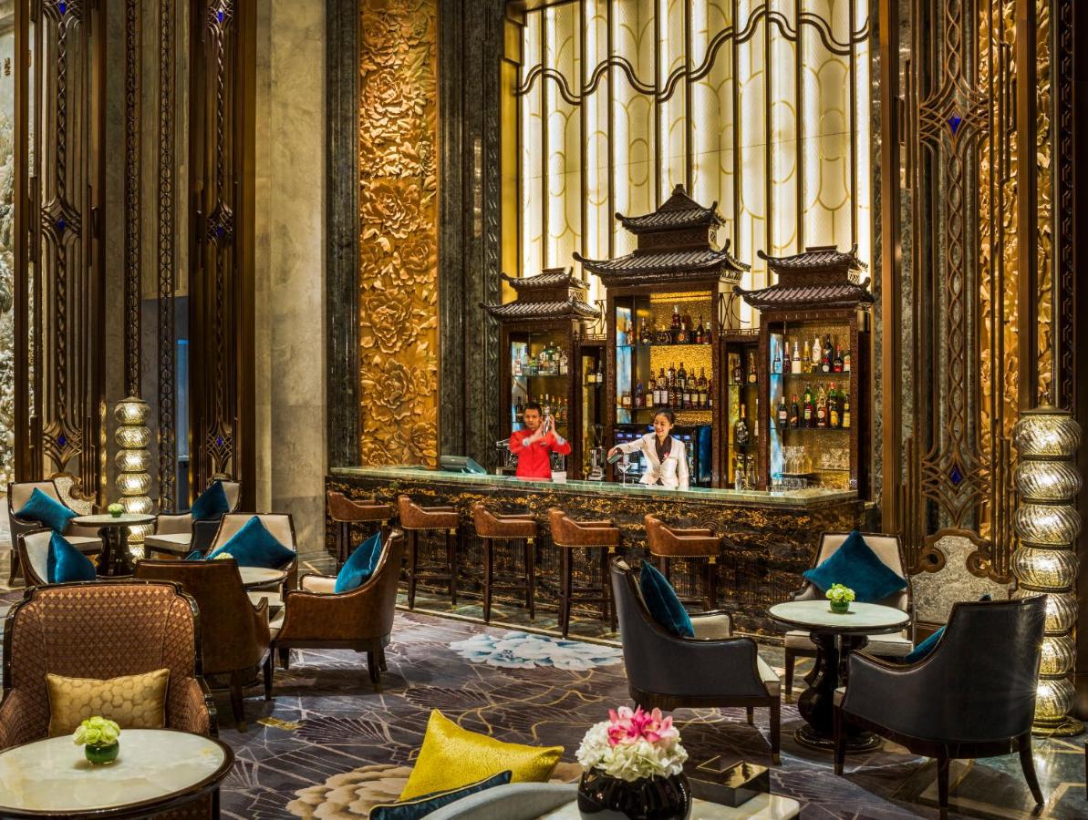 Wanda Reign Chengdu photo