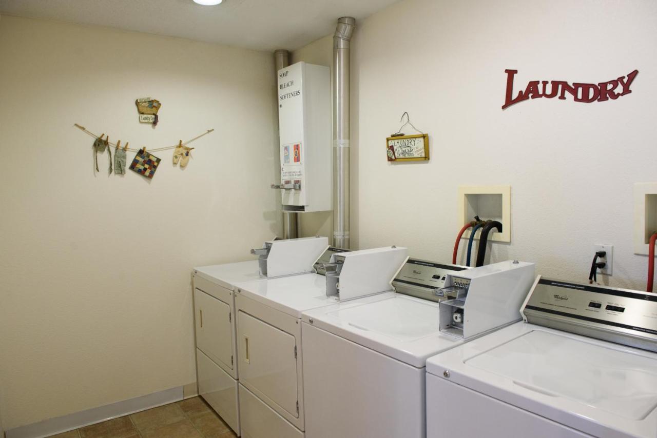 Americas Best Value Inn New Paltz — photo 3