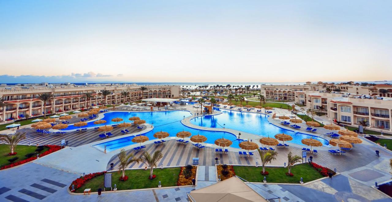 Pickalbatros Royal Moderna Sharm "Aqua Park" photo
