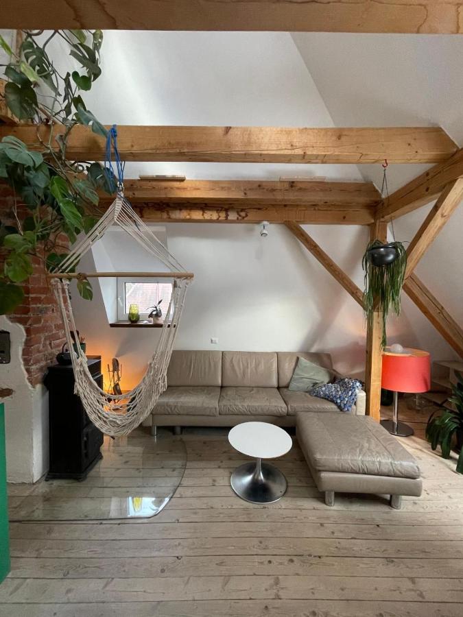 Lichtdurchflutetes Studio in Isarnähe