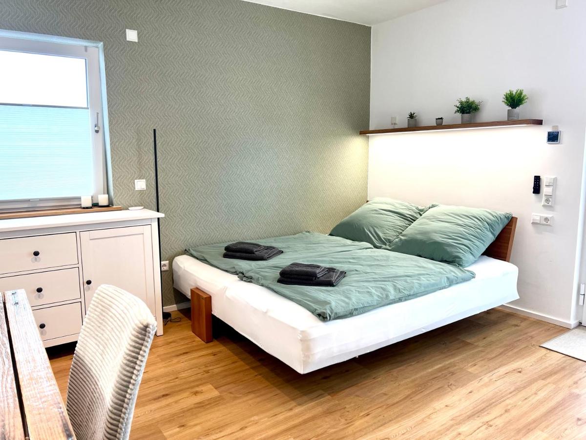 cozy, lovely newly renovated 1 room apartment