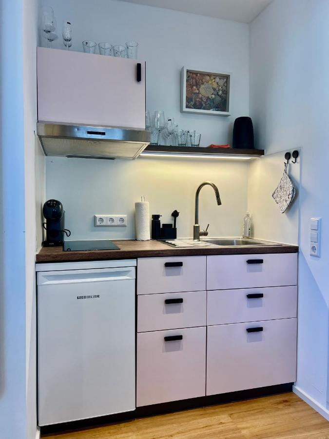 cozy, lovely newly renovated 1 room apartment