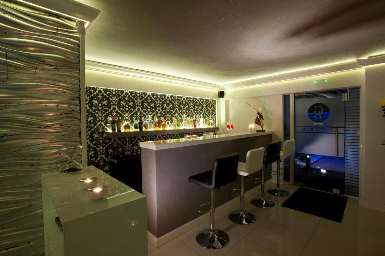 The Crystal Blue Hotel - 4