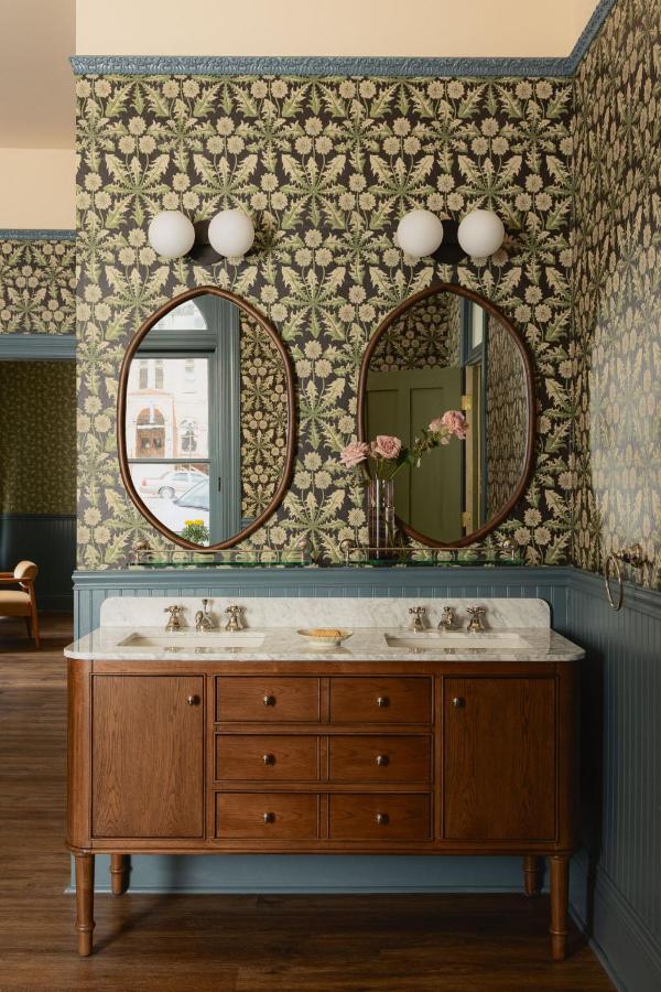 St. Elmo Hotel — photo 14