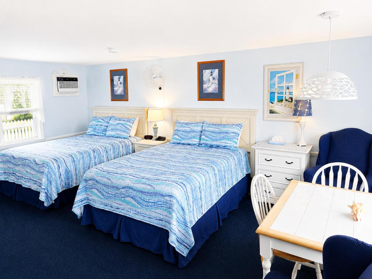 A Beach Breeze Inn — photo 13