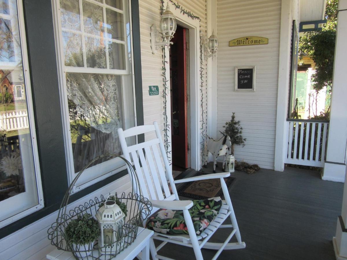 Carriage House — photo 15