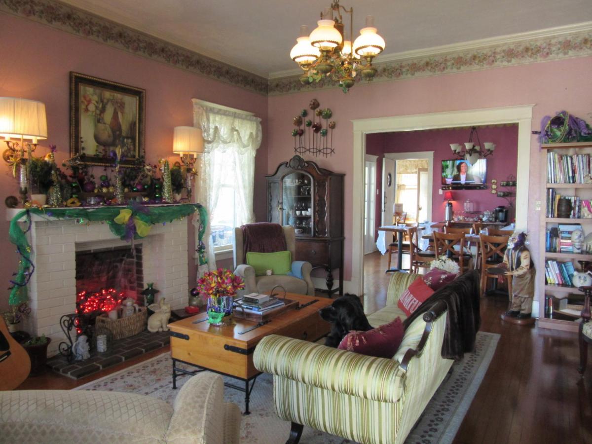 Carriage House — photo 20