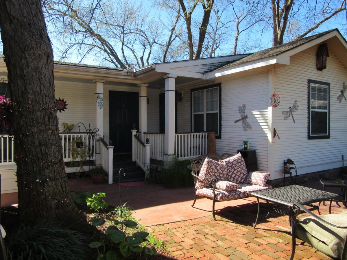 Carriage House — photo 21