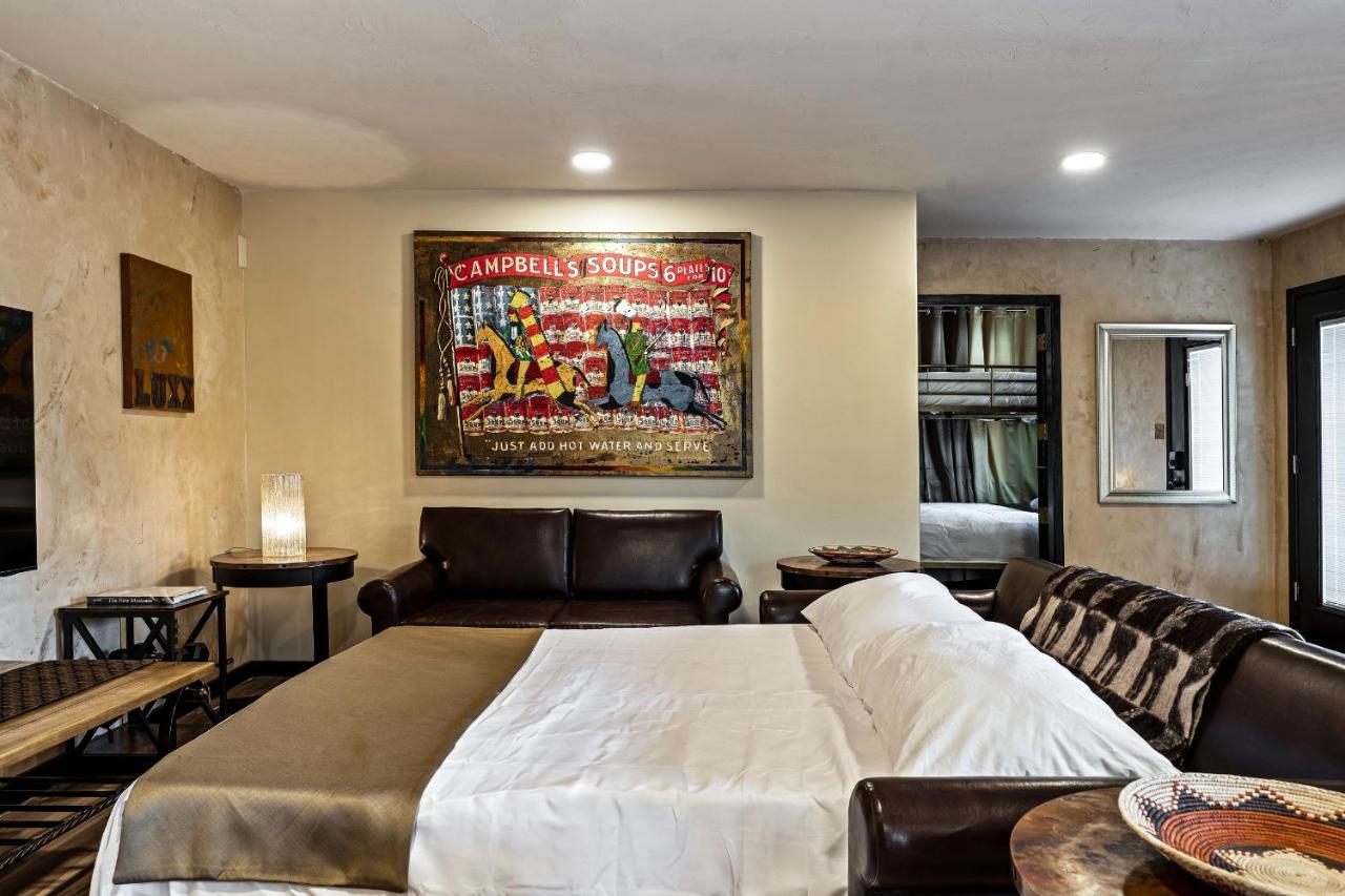 LUXX Taos Motor Lodge — photo 7