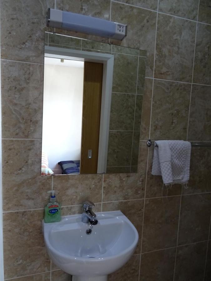 Standard Triple En-suite Room