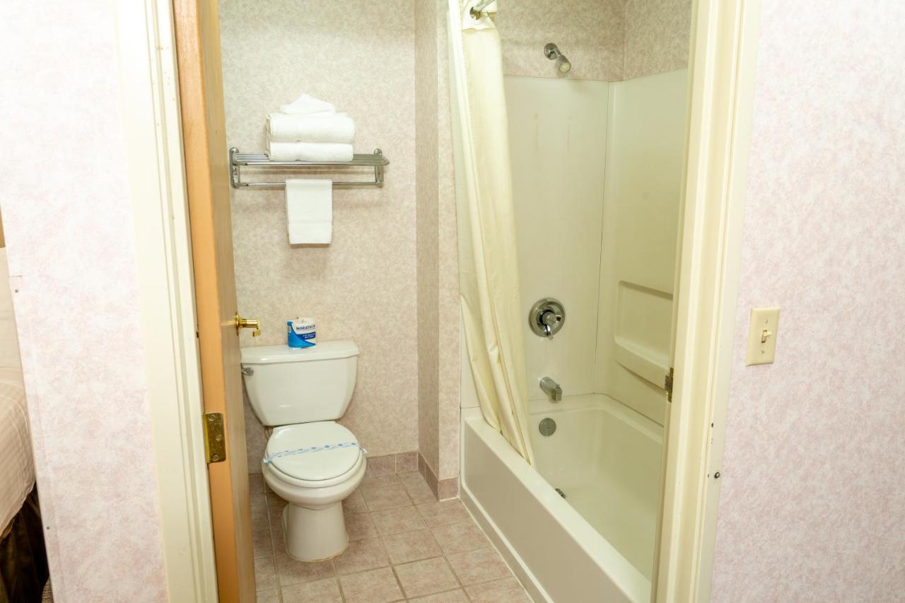 Argo Inn and Suites — photo 3