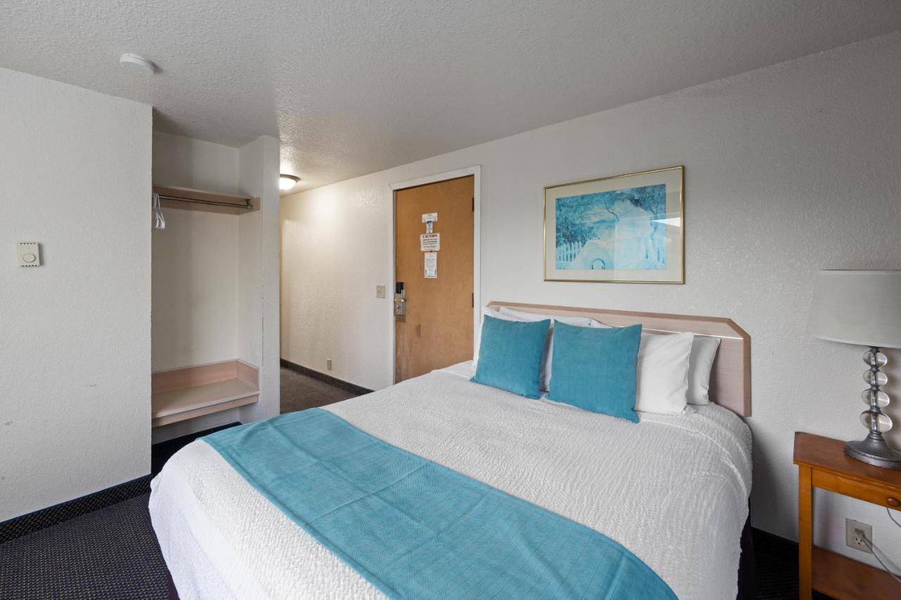 Surfside Resort — photo 19