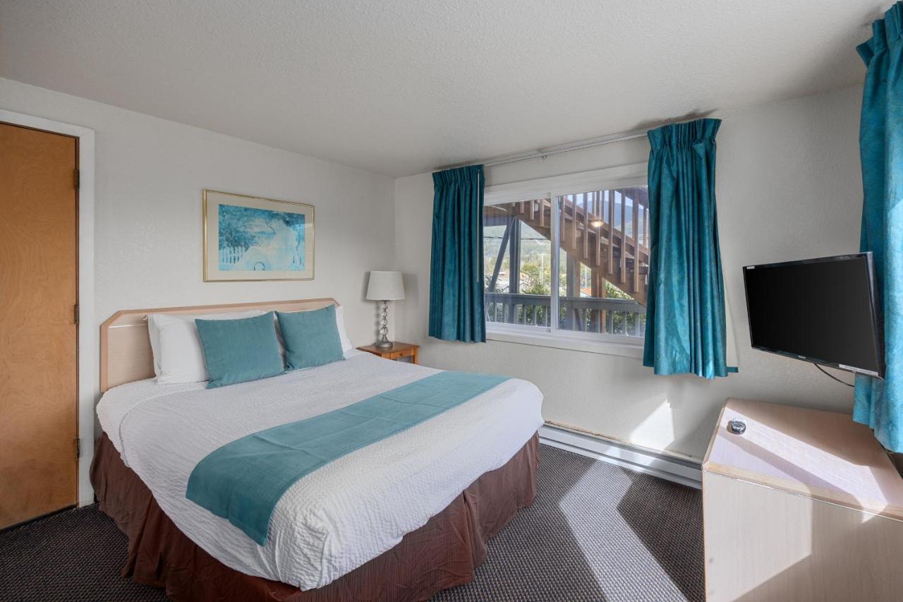 Surfside Resort — photo 18