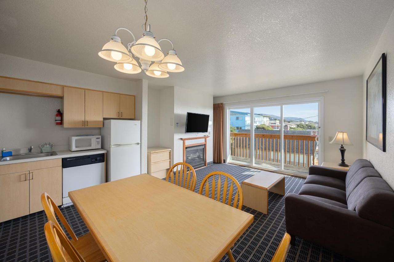 Surfside Resort — photo 24