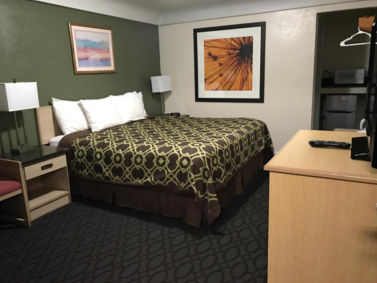 Downtown Inn — photo 14