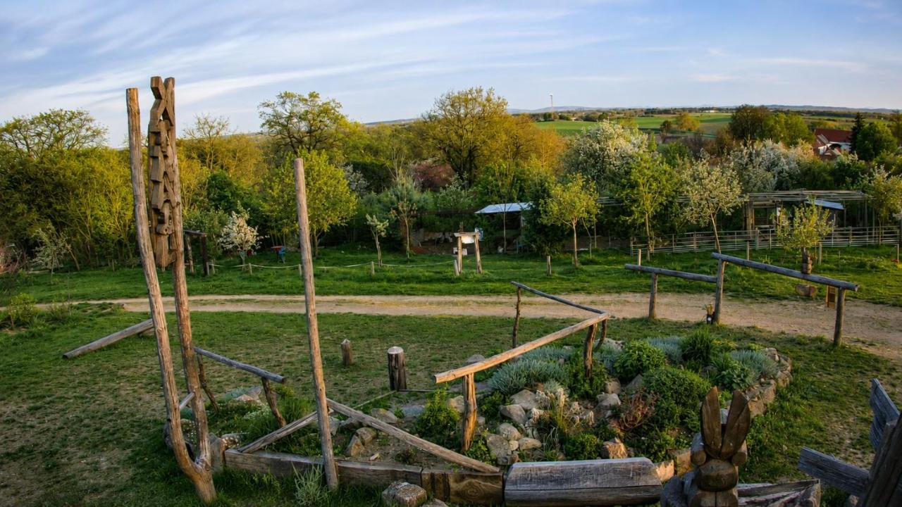 Farmapark Calamity Jane – Farm Rooms u Orlické přehrady