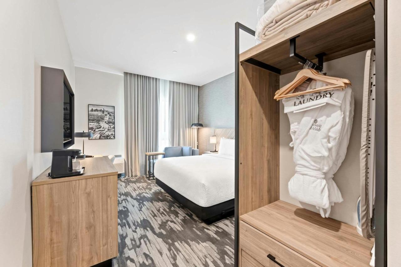 Sandman Signature Dallas Las Colinas Hotel & Suites — photo 12