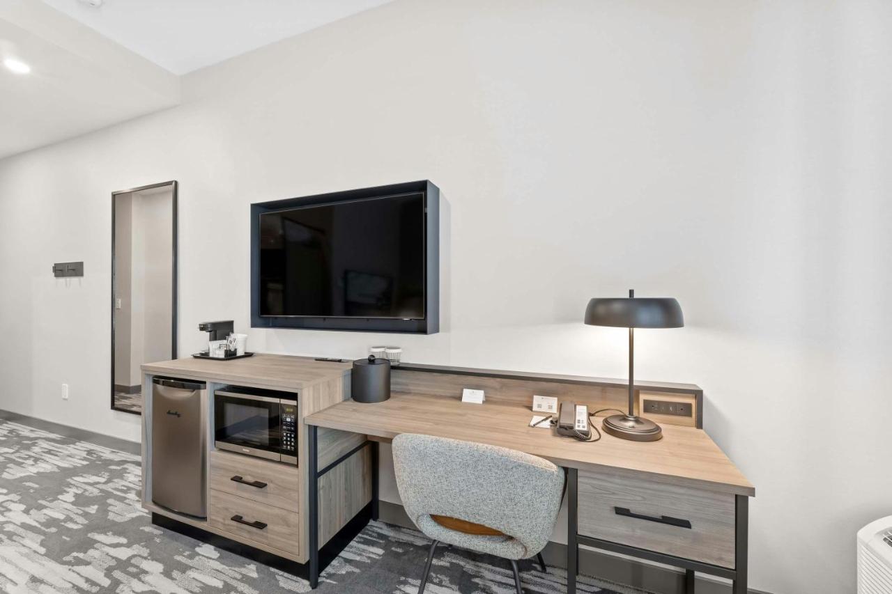 Sandman Signature Dallas Las Colinas Hotel & Suites — photo 15